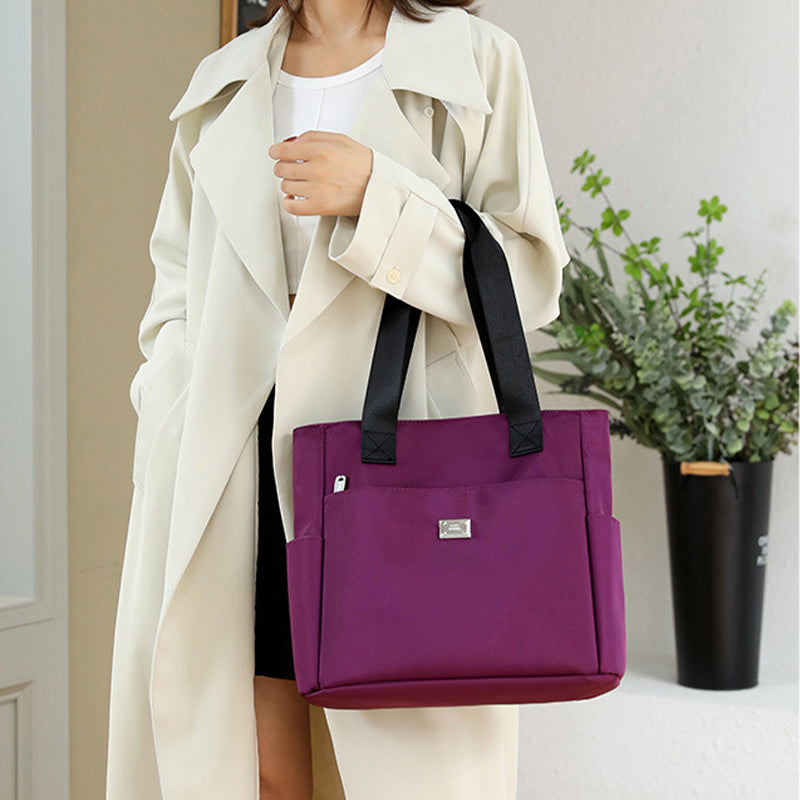 Borsa a tracolla in nylon leggero e impermeabile