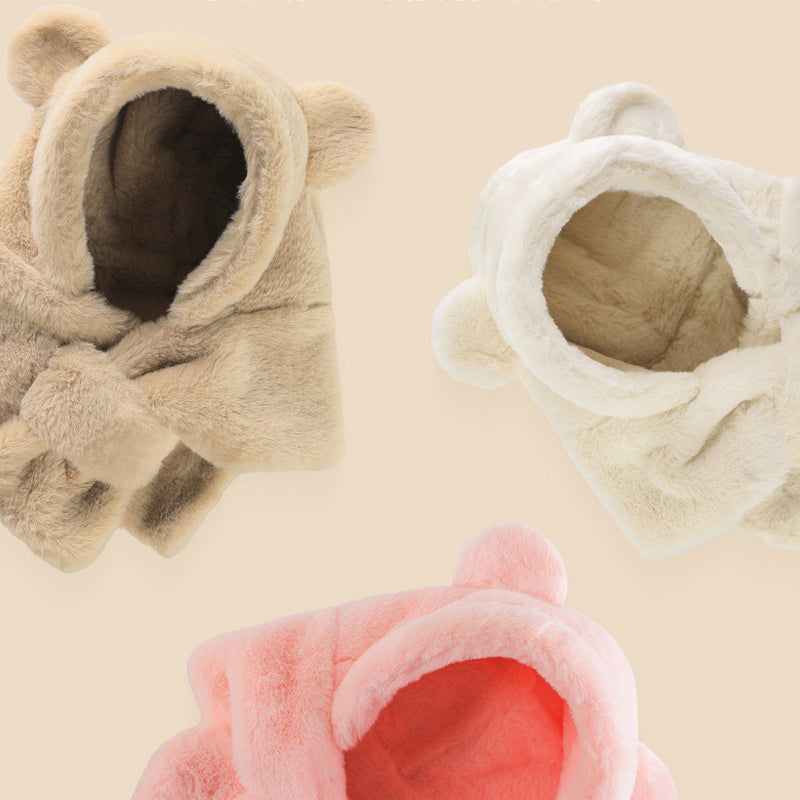 Cappello integrato con sciarpa per bebè