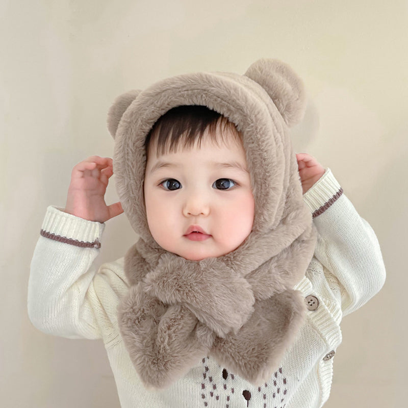 Cappello integrato con sciarpa per bebè