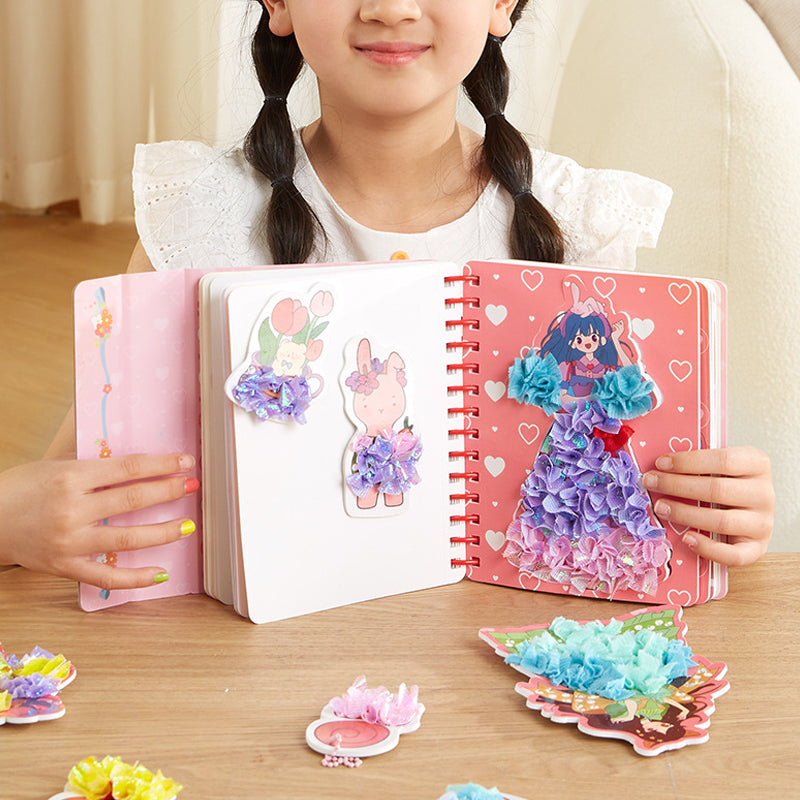 🌈Childhood Unlimited Fantasy Princess Dress Up Book dipinto a mano