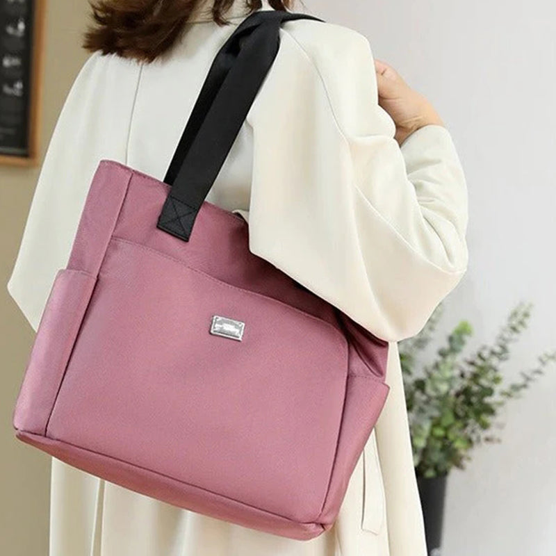 Borsa a tracolla in nylon leggero e impermeabile