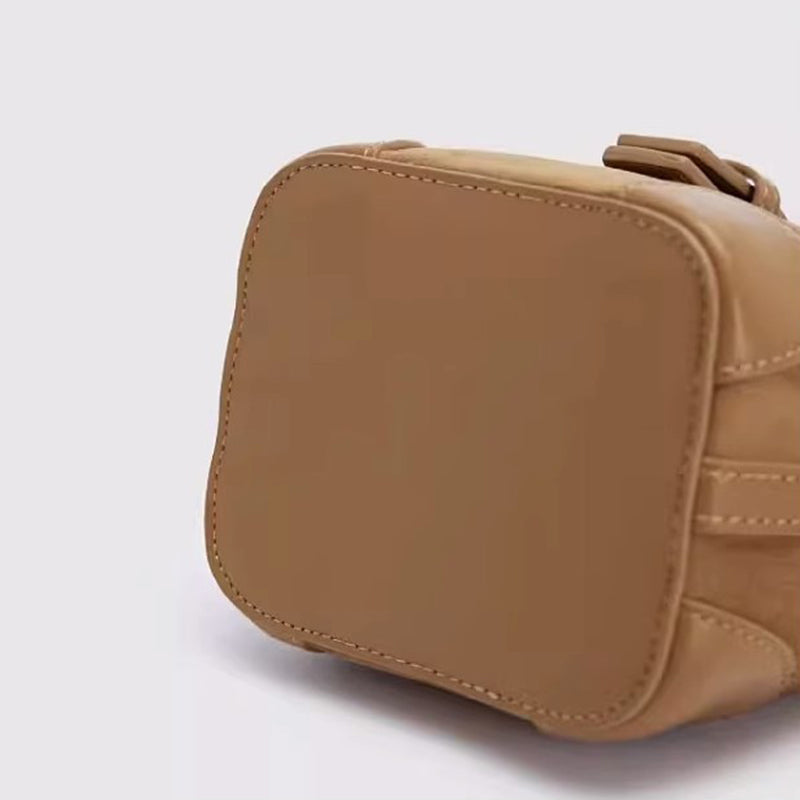 BORSA A TRACOLLA IN PELLICCIA