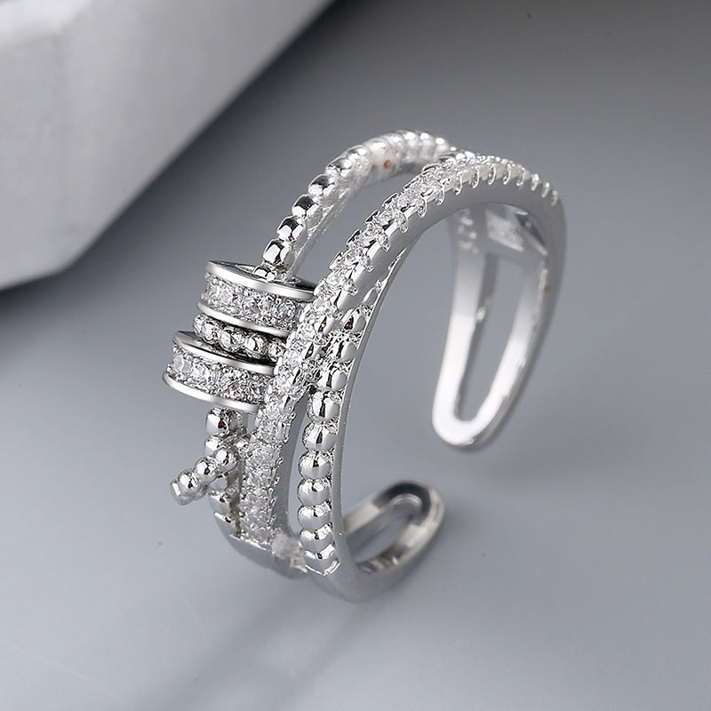 Elegante anello regolabile a doppio strato