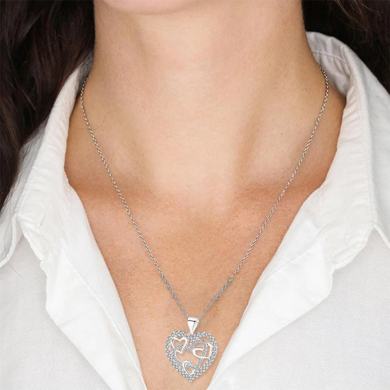 Collana di cuori ad incastro