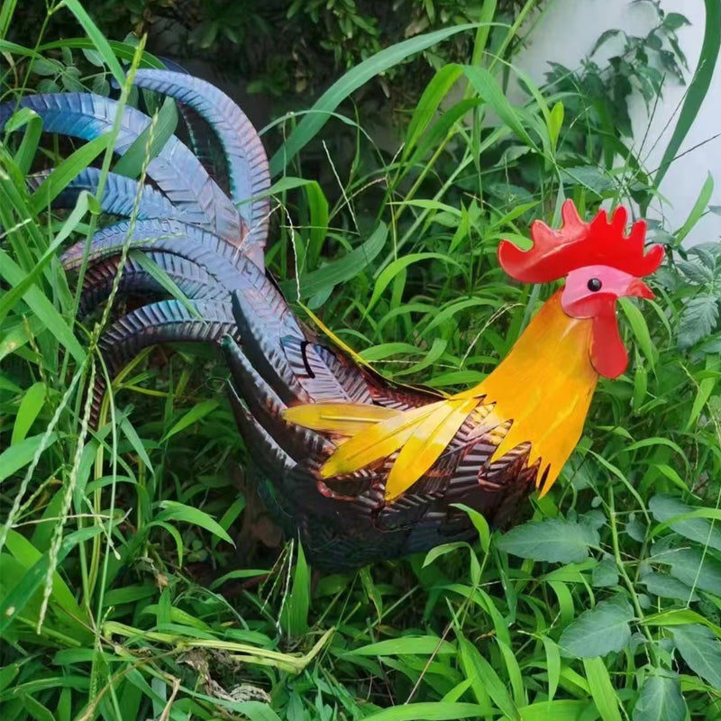 Iron Rooster - dettagli sorprendenti e bellissimi colori - arte del prato e del giardino