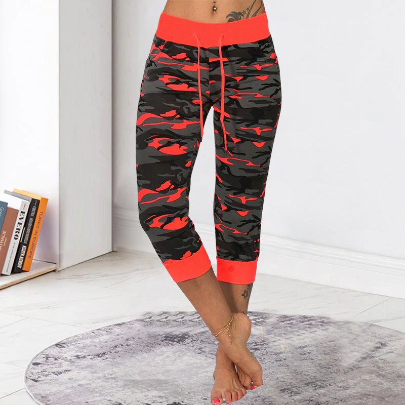 Pantaloni Capris con Coulisse e Stampa Mimetica