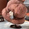 Cappello di lana lavorato a maglia con fiori da donna addensati francesi