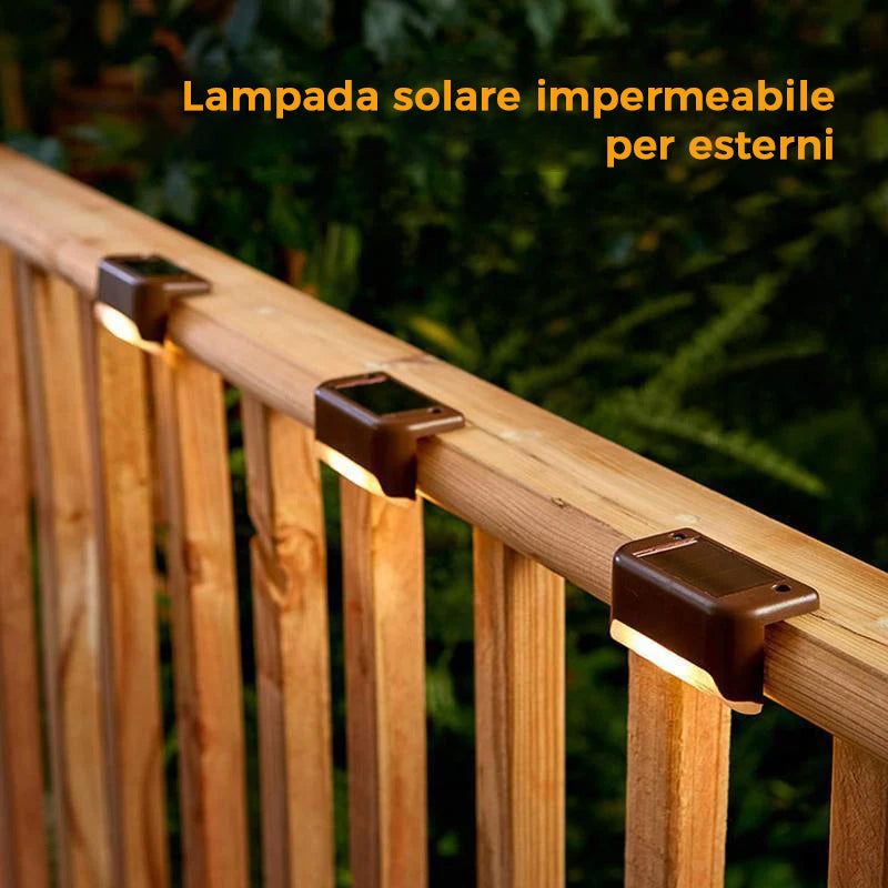 Lampada solare impermeabile per uso esterno