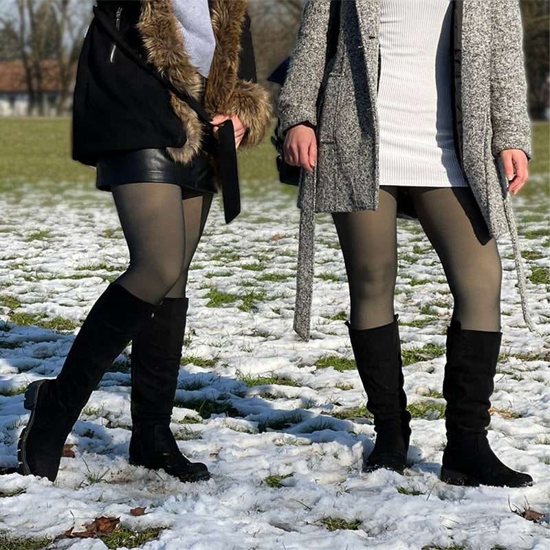 Collant caldi traslucidi finti con gambe impeccabili