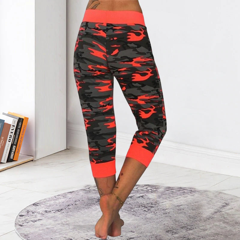 Pantaloni Capris con Coulisse e Stampa Mimetica