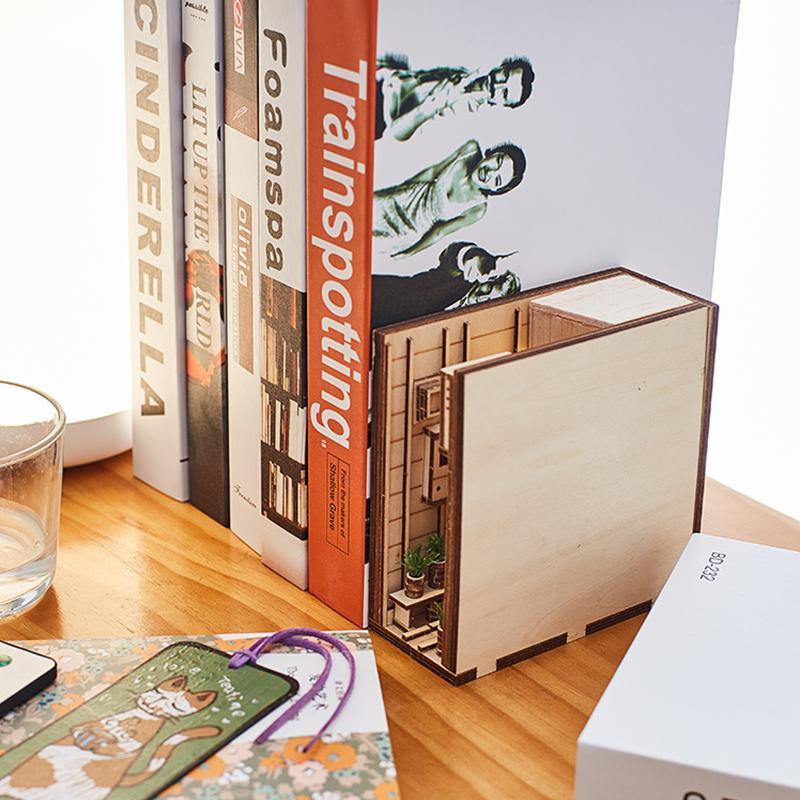 Kit Di Montaggio Fai Da Te Per La Decorazione Dello Scaffale Del Libro