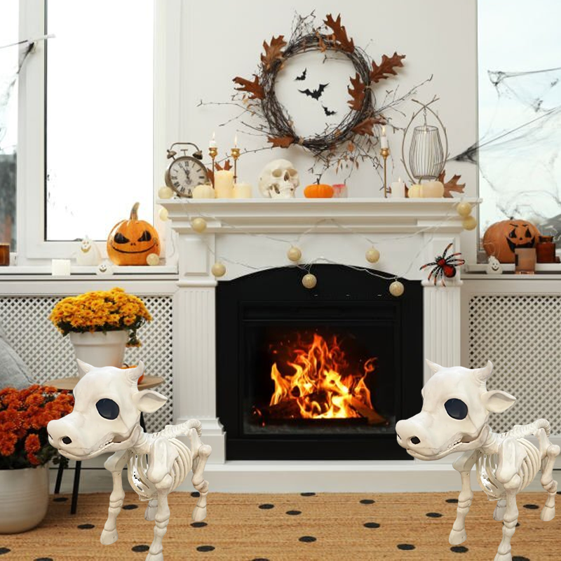 Decorazione di Halloween con scheletro di mucca