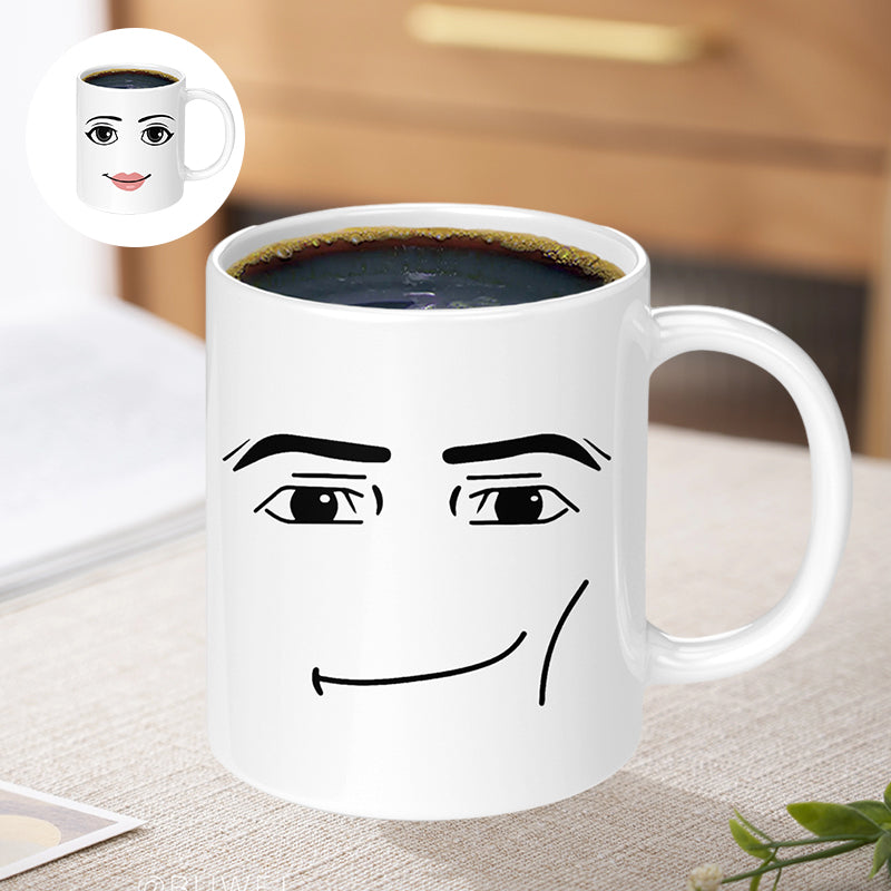 Tazza in ceramica con stampa di emoji